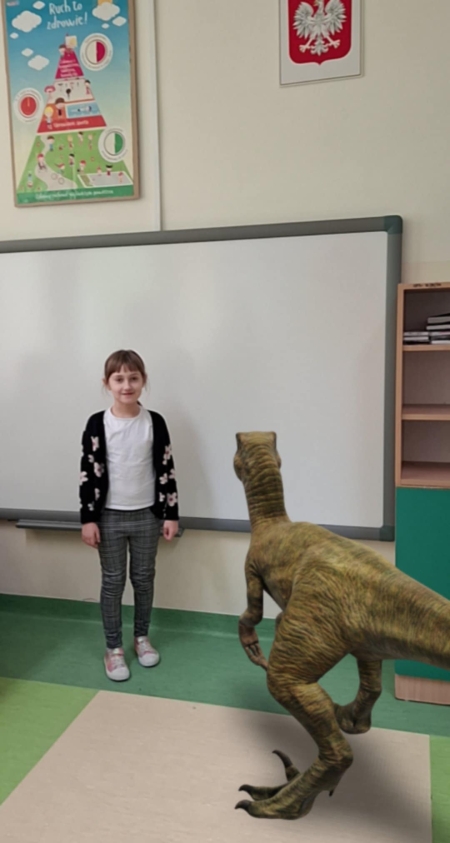 O dinozaurach.